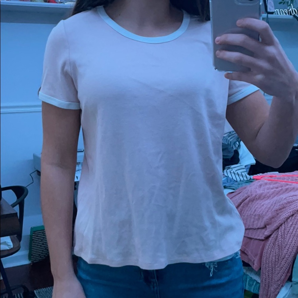 baby pink tee-shirt